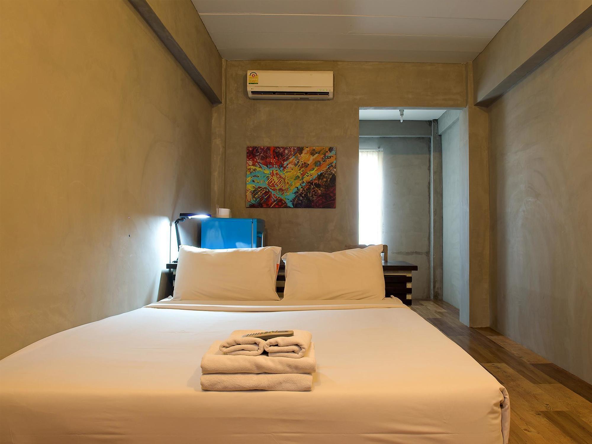 B2 Santitham Hotel Chiang Mai Bagian luar foto