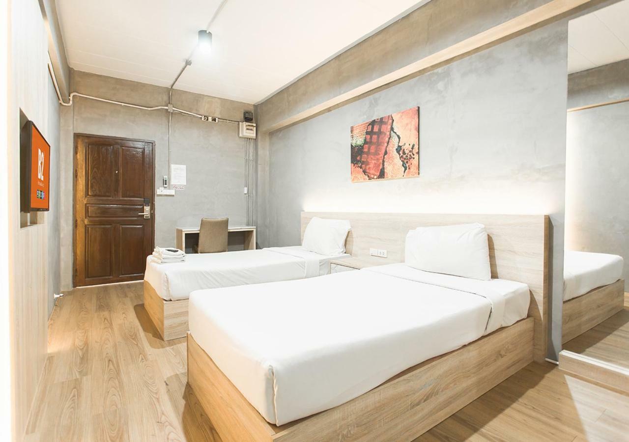 B2 Santitham Hotel Chiang Mai Bagian luar foto