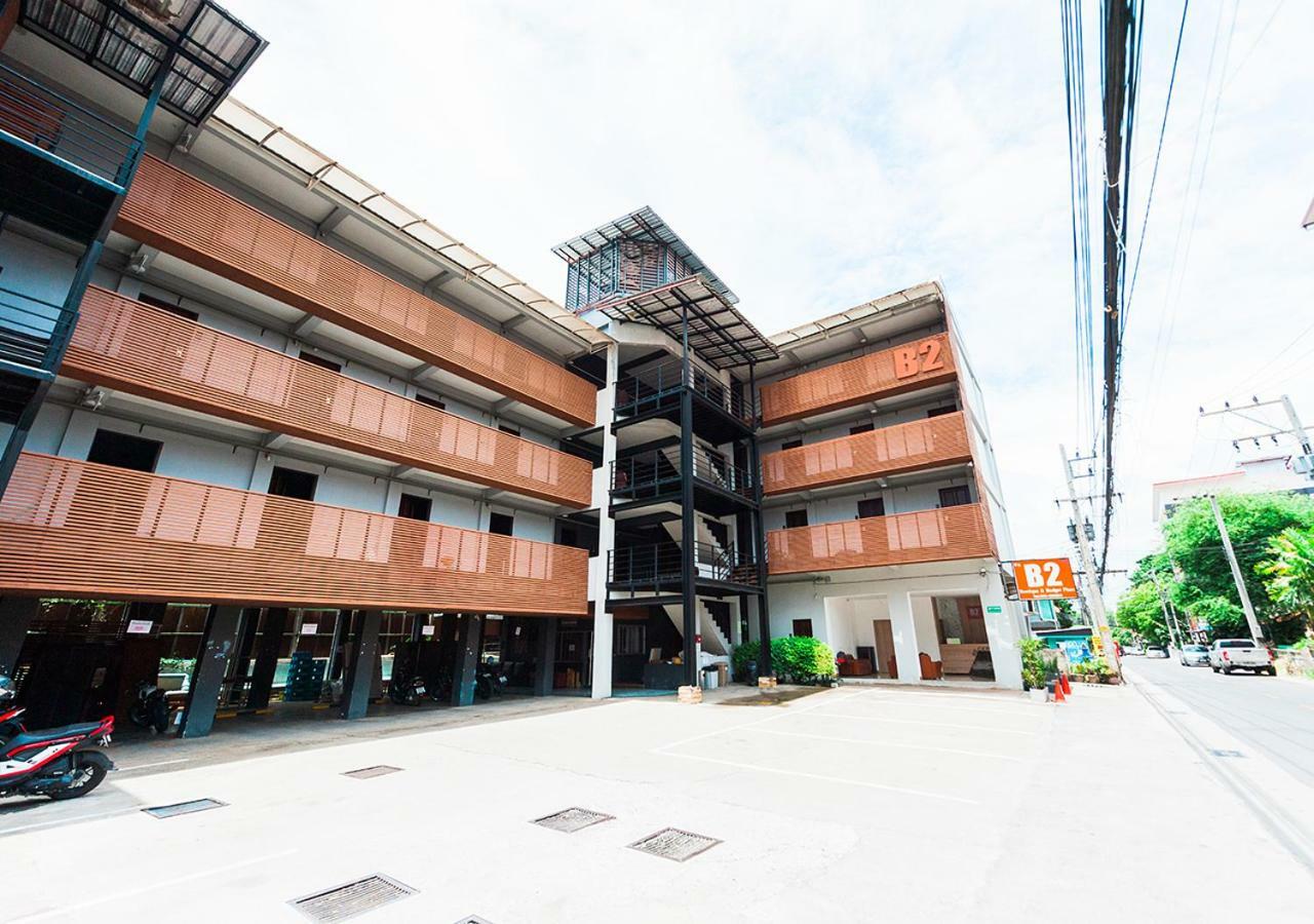 B2 Santitham Hotel Chiang Mai Bagian luar foto